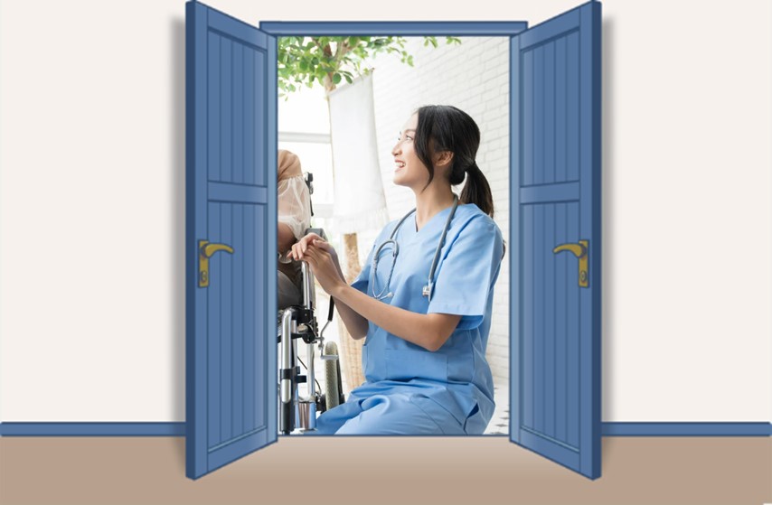 イメージ図：介護施設で入居者の介助をする20代介護士女性