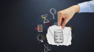 経理職へのキャリアを検討する男性